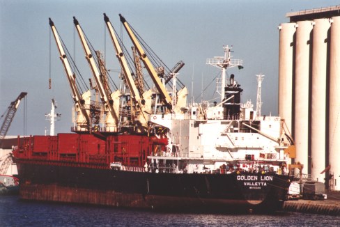 313762